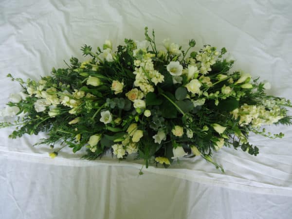 Coffin Top-Double Ended Spray Delicate, White and Cream 1
