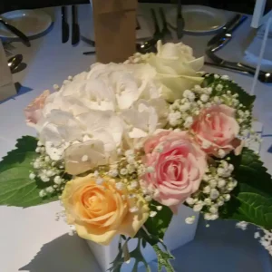 Table Center in Pastel Shades