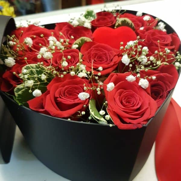Heart Box with 12 Red Roses 1